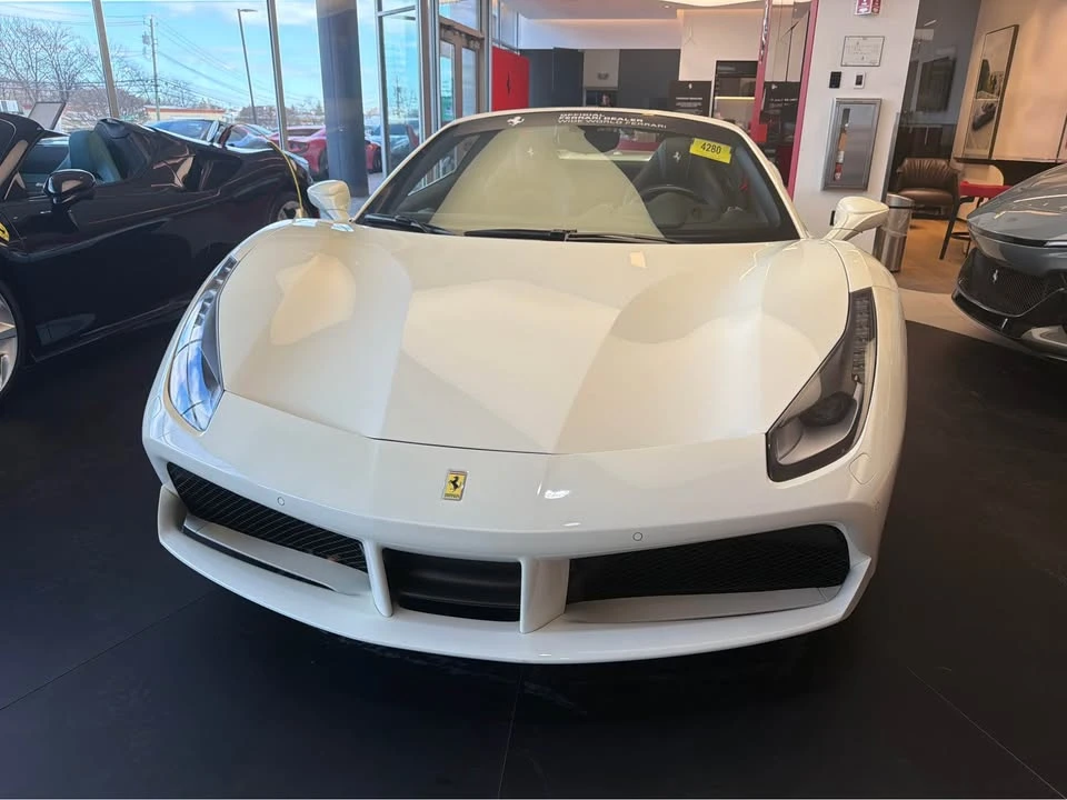 2018 Ferrari 488 Spider - Image 4 of 5