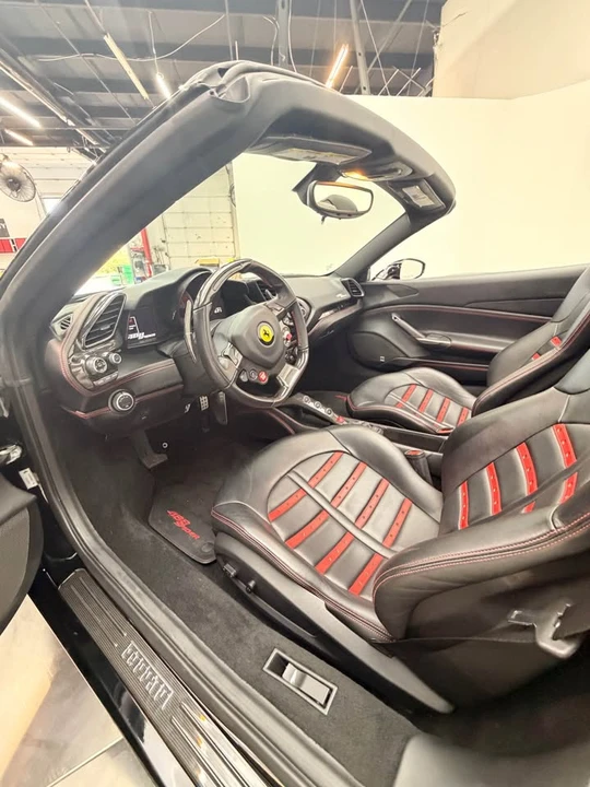 2018 Ferrari 488 Spider - Image 8 of 10