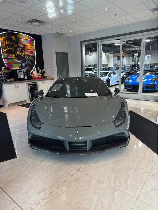 2018 Ferrari 488 - Image 2 of 9
