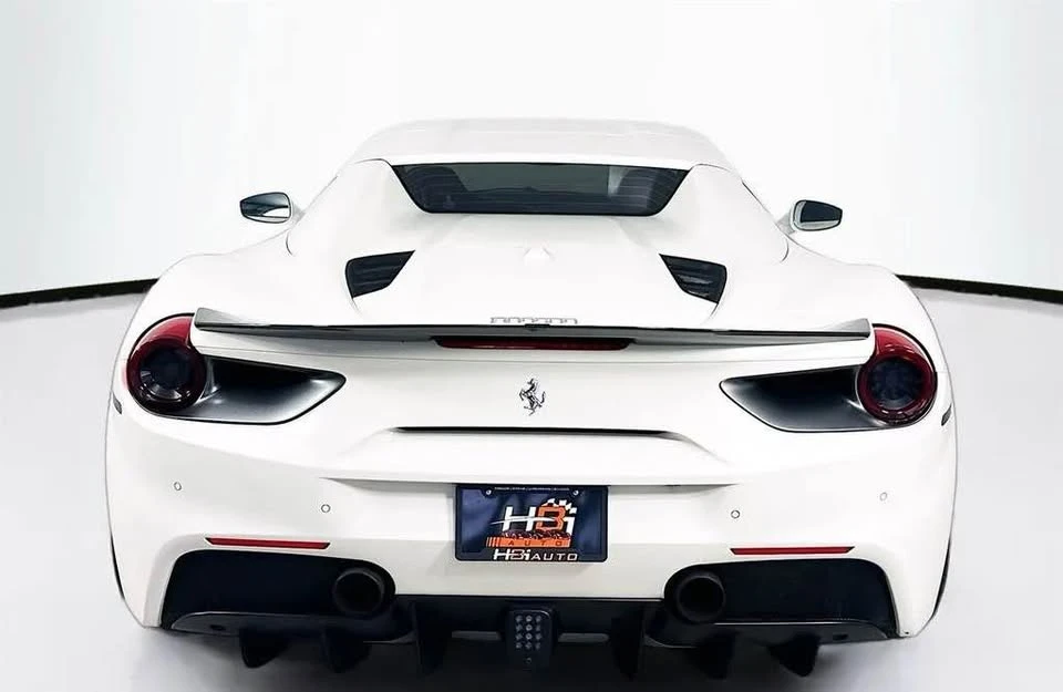 2018 Ferrari 488 Spider - Image 5 of 19
