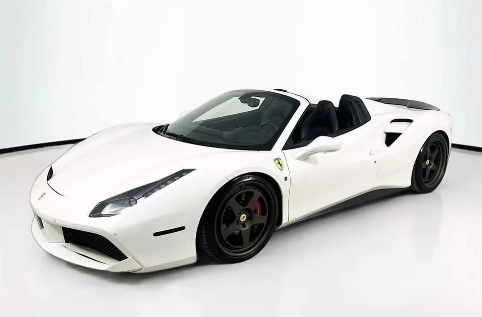 2018 Ferrari 488 Spider - Image 11 of 19