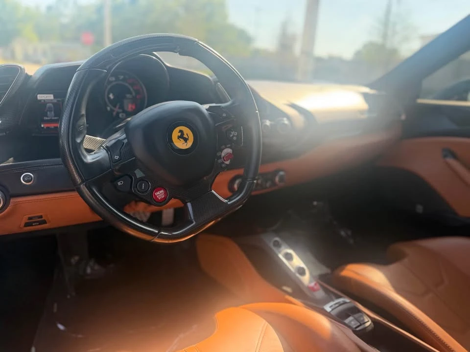 2018 Ferrari 488 Spider - Image 11 of 12