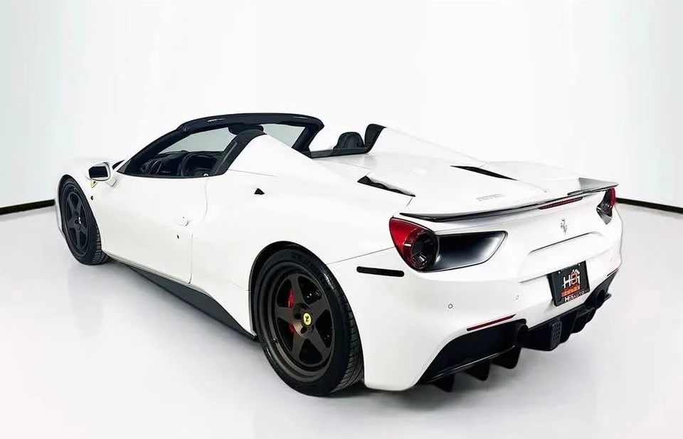 2018 Ferrari 488 Spider - Image 9 of 19