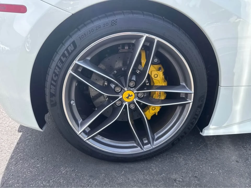 2018 Ferrari 488 Spider - Image 10 of 20