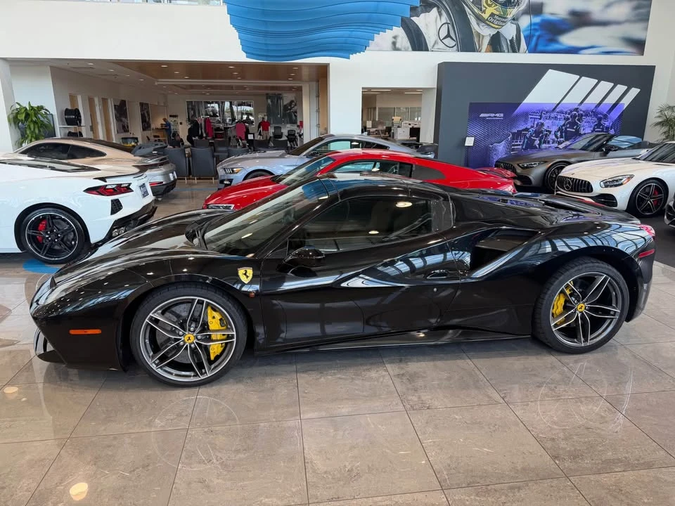 2018 Ferrari 488 Spider - Image 7 of 9