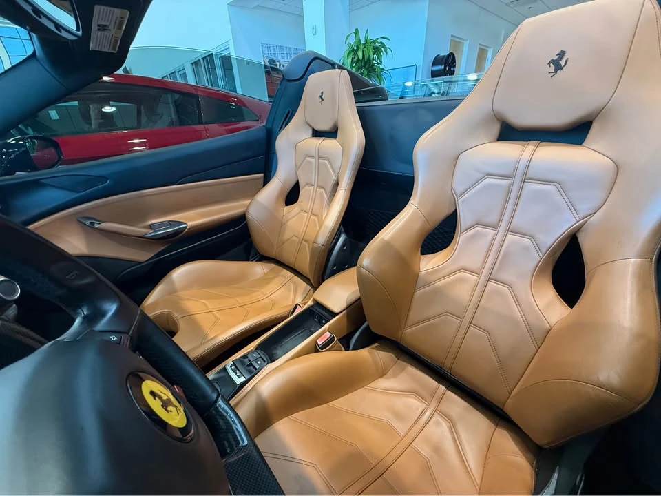 2018 Ferrari 488 Spider - Image 4 of 5