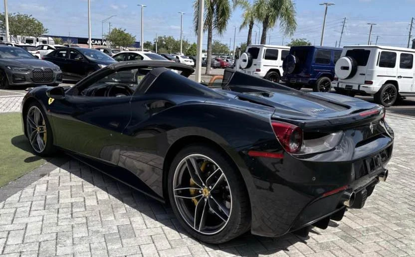 2018 Ferrari 488 Spider - Image 3 of 12