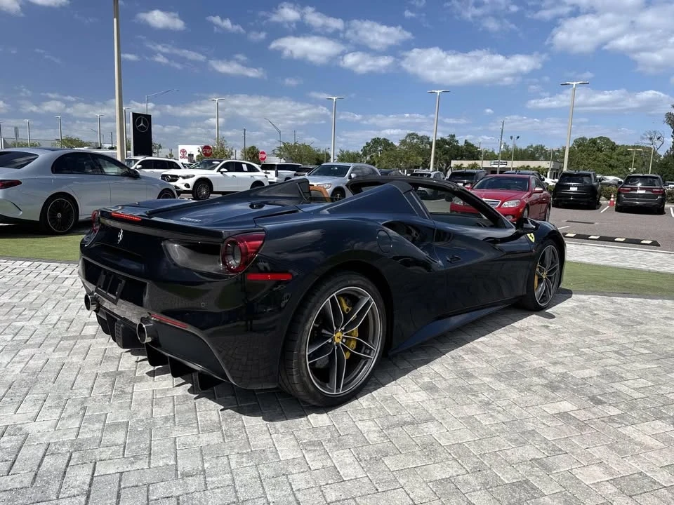 2018 Ferrari 488 Spider - Image 8 of 14