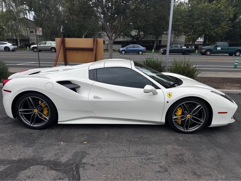 2018 Ferrari 488 Spider - Image 2 of 9