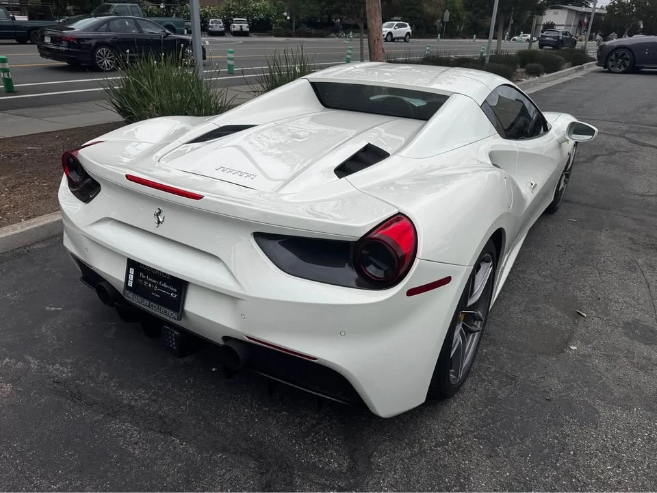 2018 Ferrari 488 Spider - Image 6 of 9