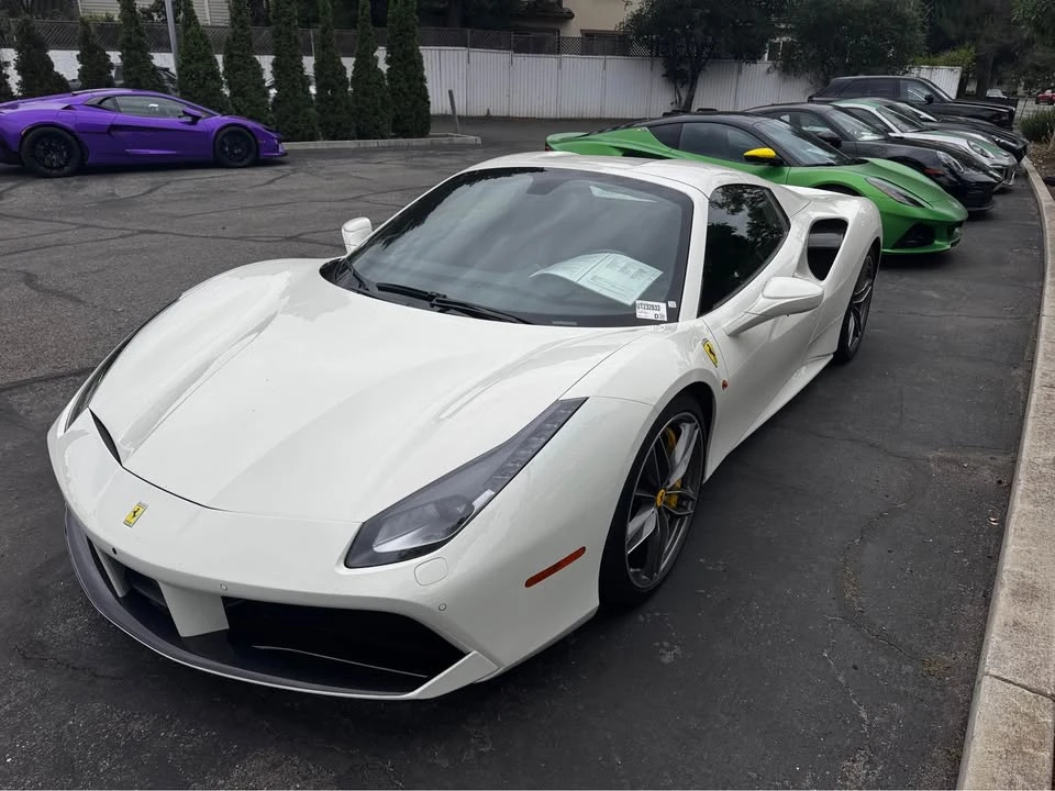 2018 Ferrari 488 Spider - Image 5 of 9