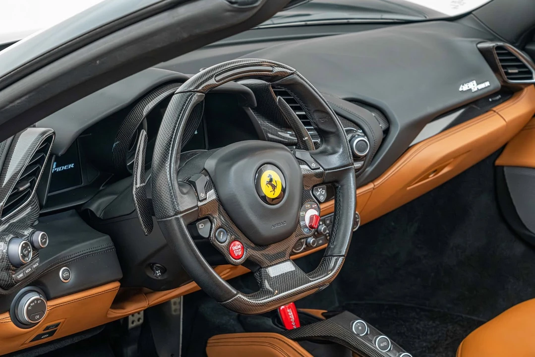 2018 Ferrari 488 Spider - Image 4 of 6