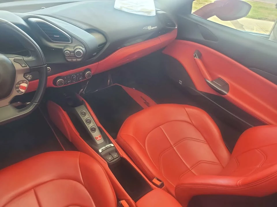 2018 Ferrari - Image 12 of 19