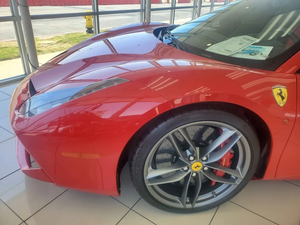 2018 Ferrari - Image 6 of 19