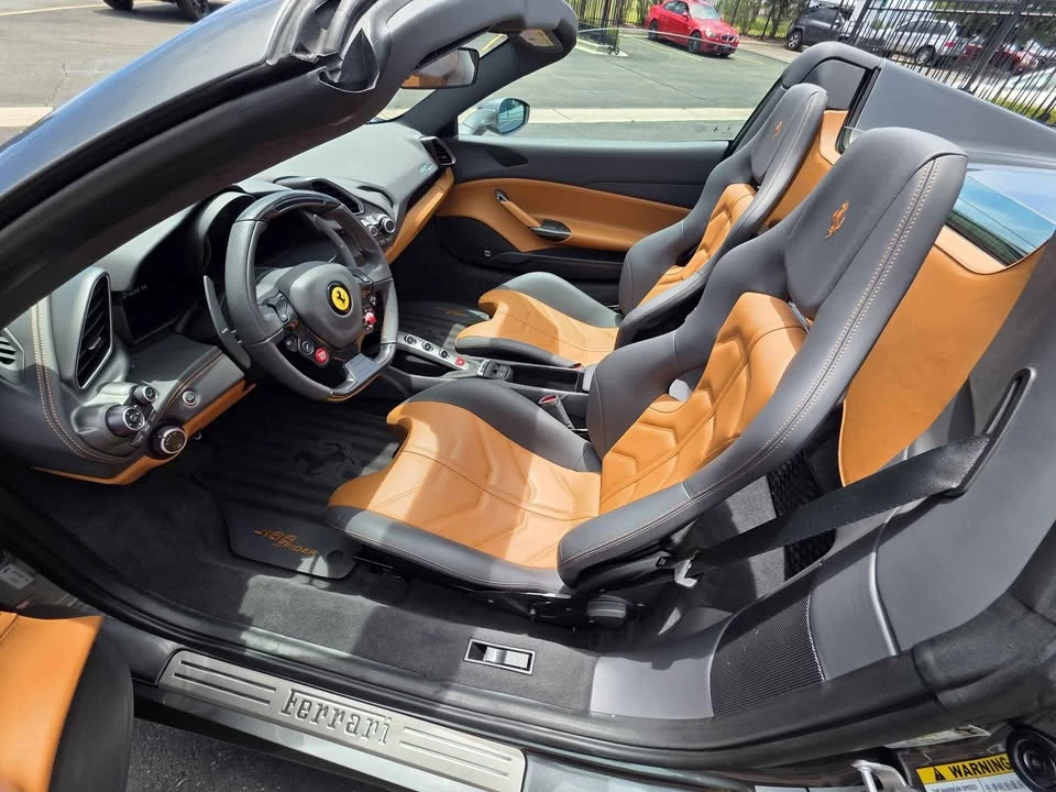 2018 Ferrari 488 Spider - Image 6 of 11