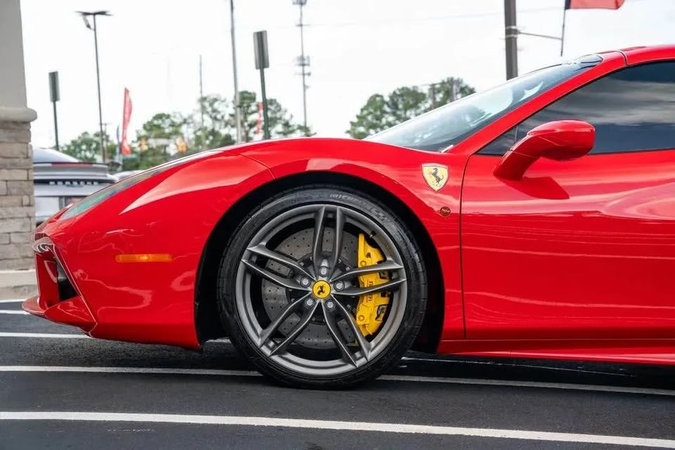 2018 Ferrari 488 Spider - Image 10 of 20