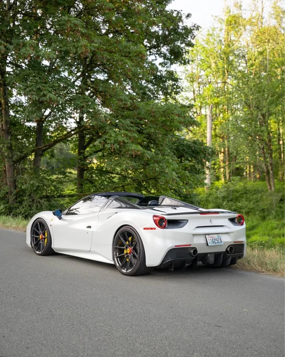 2018 Ferrari 488 Spider - Image 5 of 14