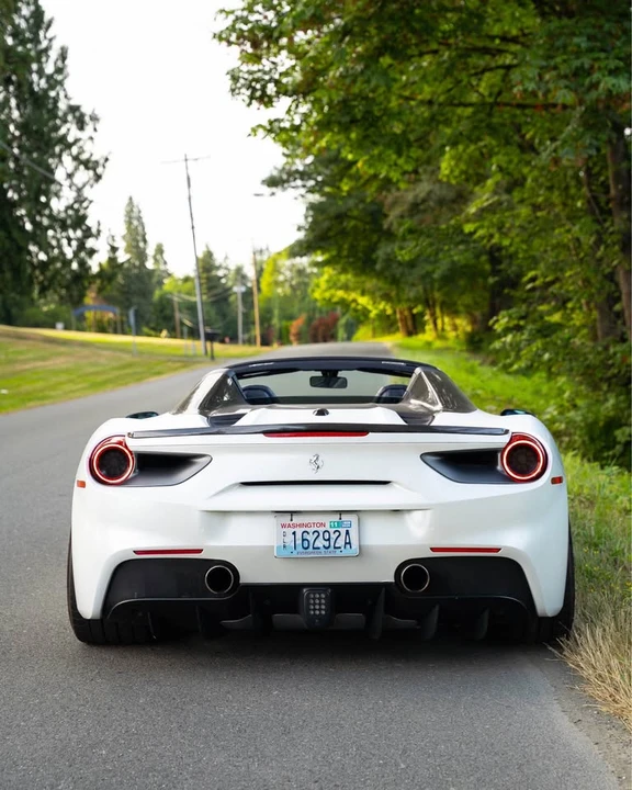 2018 Ferrari 488 Spider - Image 8 of 14
