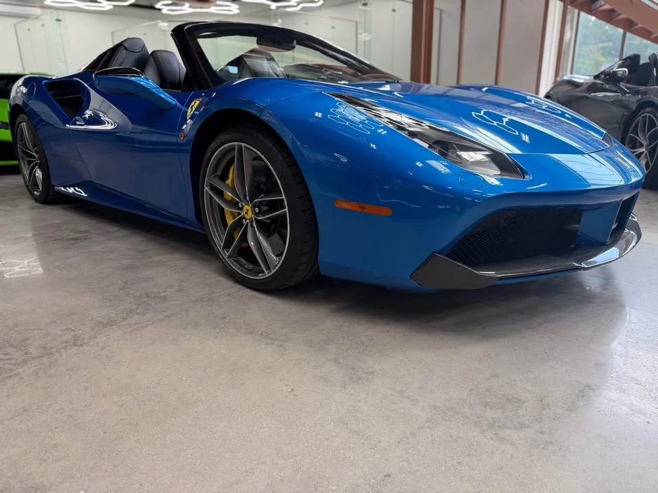 2018 Ferrari 488 Spider - Image 8 of 20