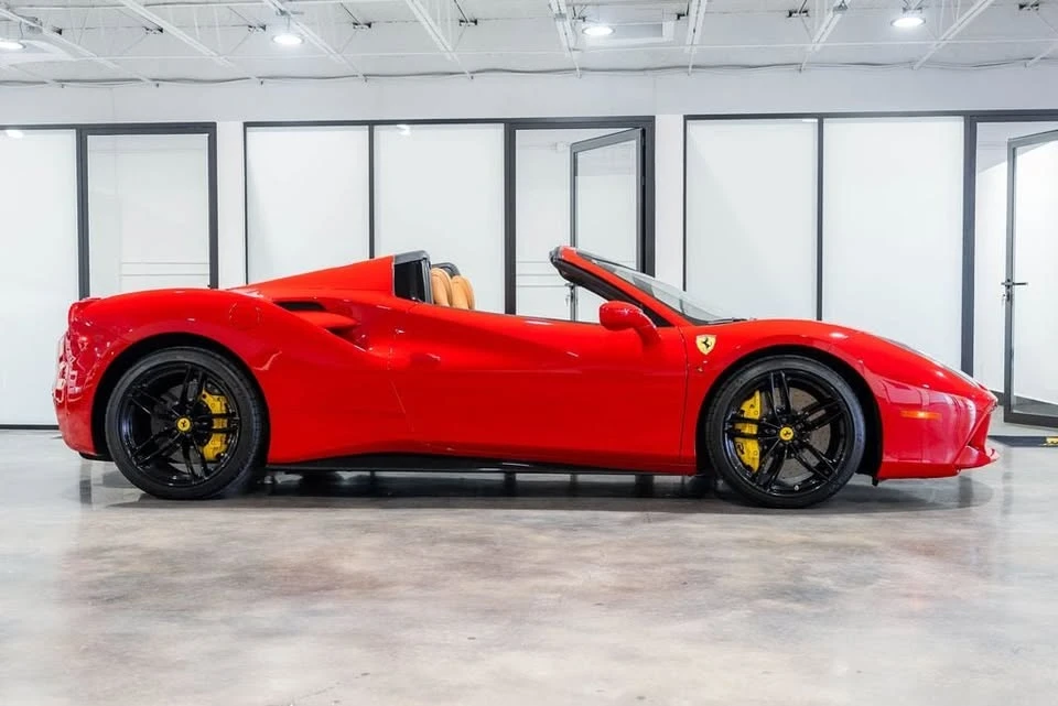 2018 Ferrari 488 Spider - Image 12 of 20