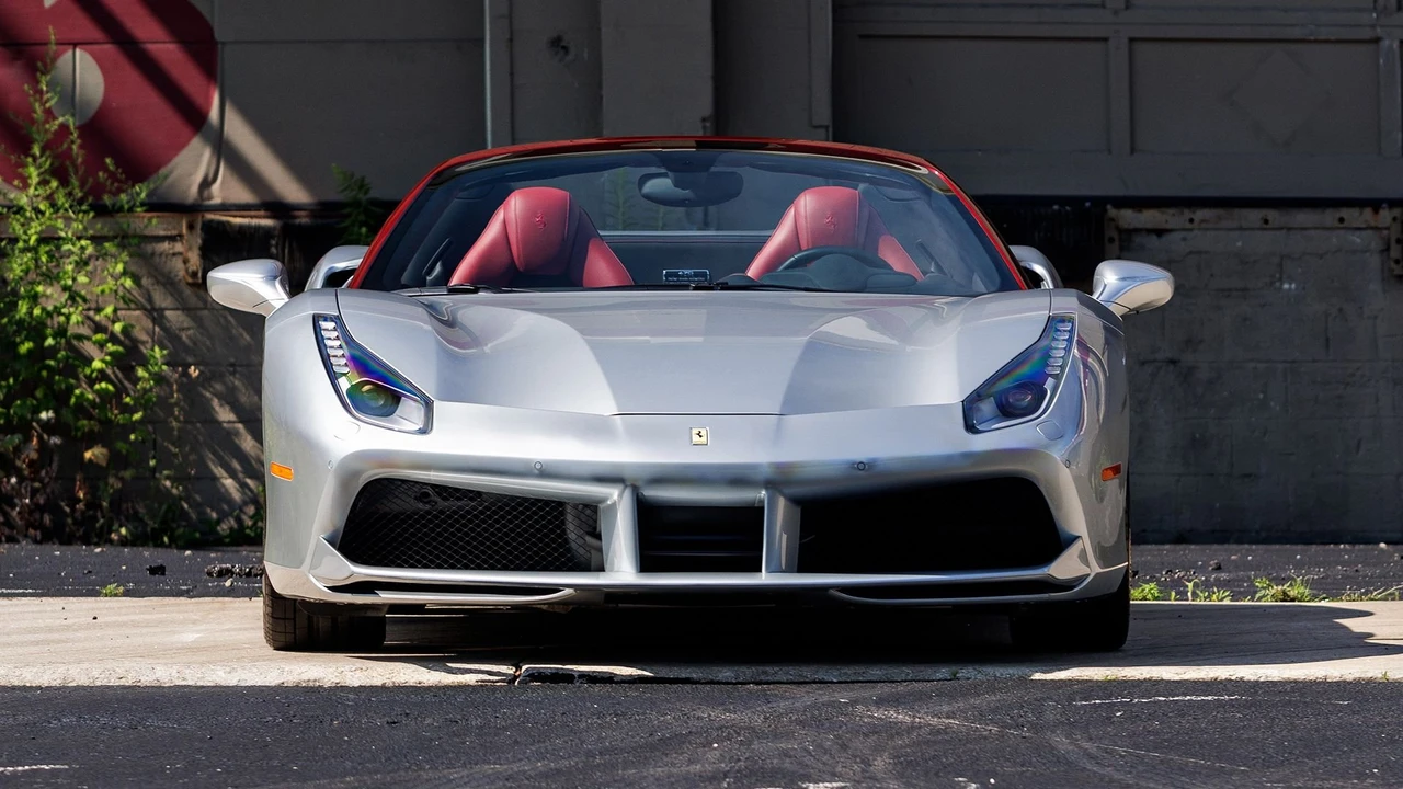 2018 Ferrari 488 Spider - Image 5 of 31