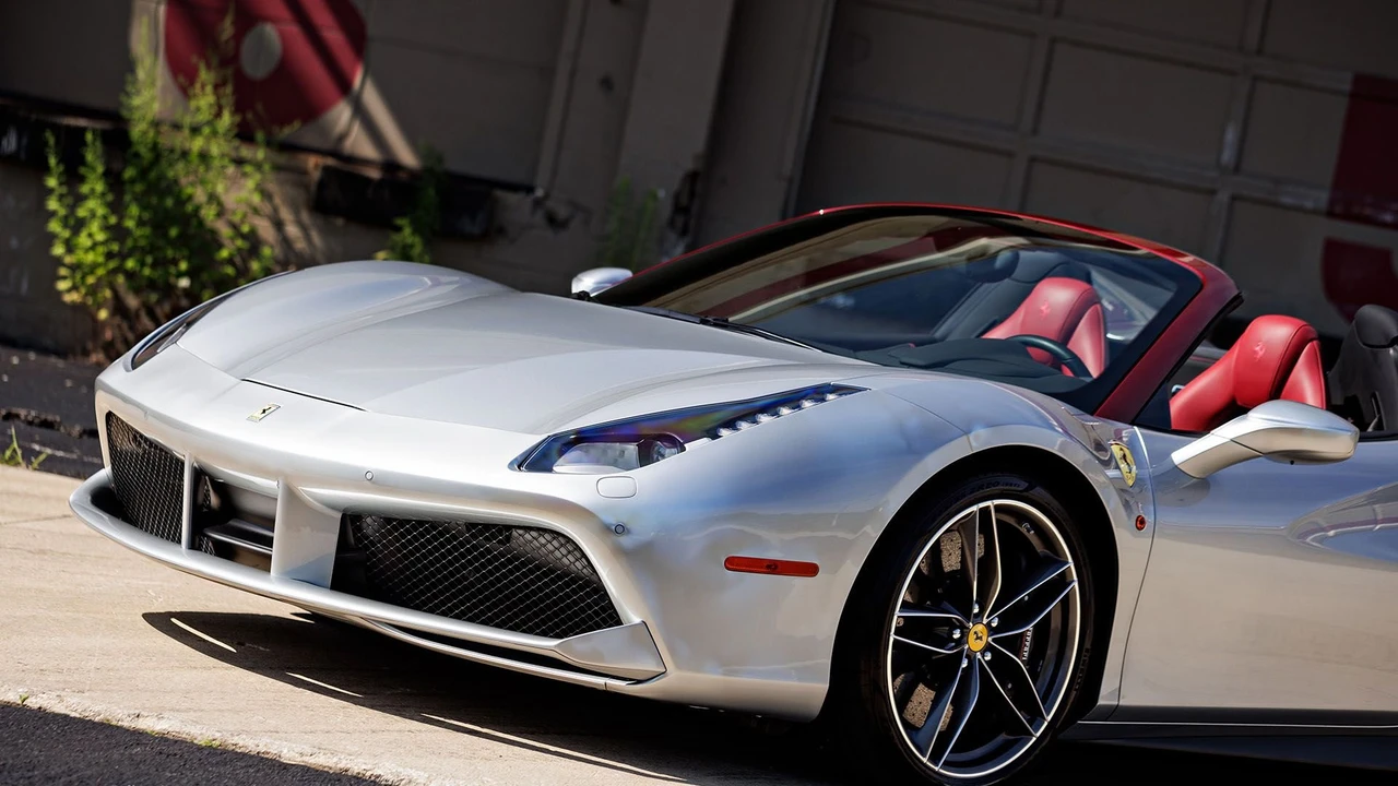 2018 Ferrari 488 Spider - Image 31 of 31