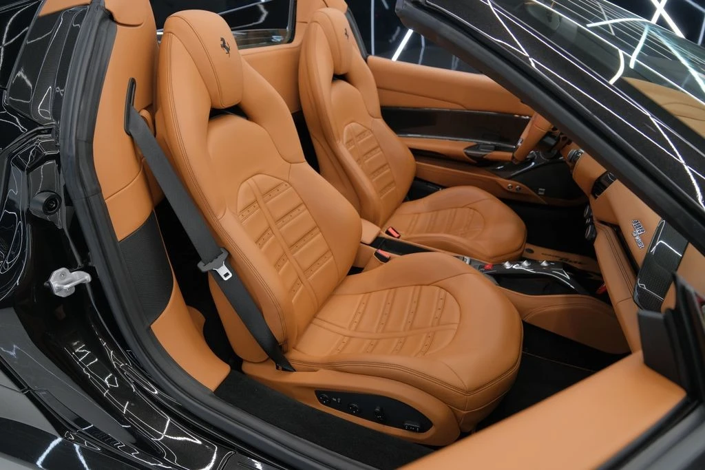 2018 Ferrari 488 Spider - Image 29 of 31
