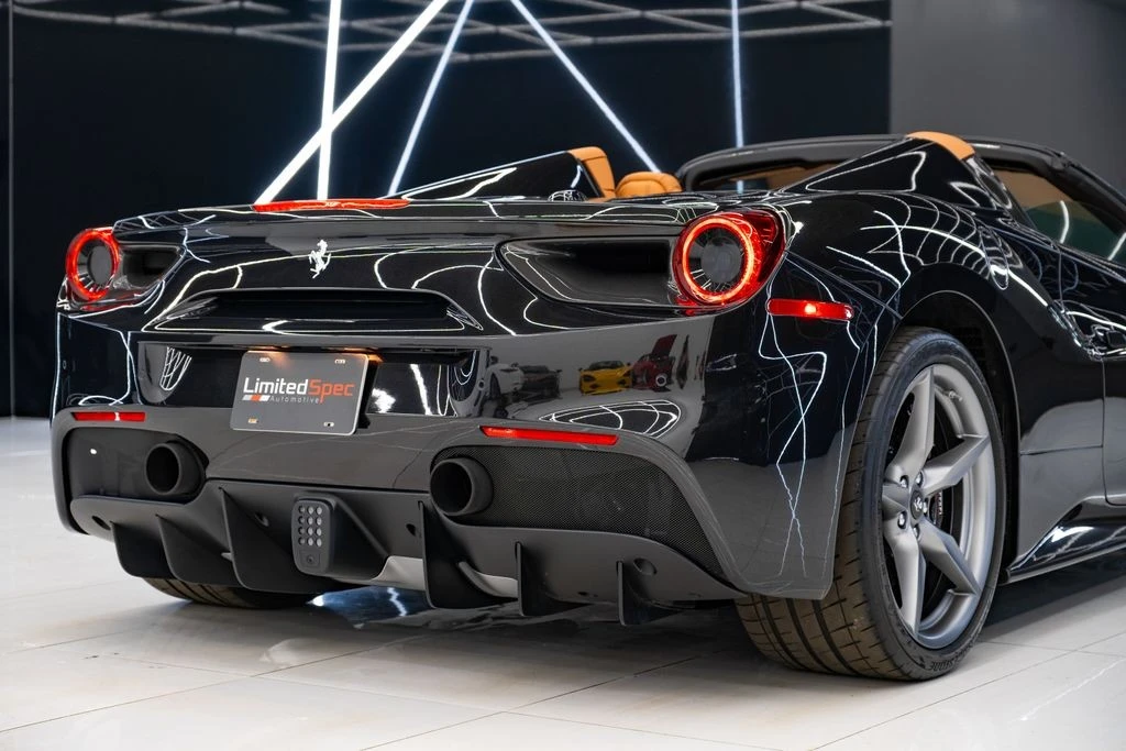 2018 Ferrari 488 Spider - Image 15 of 31