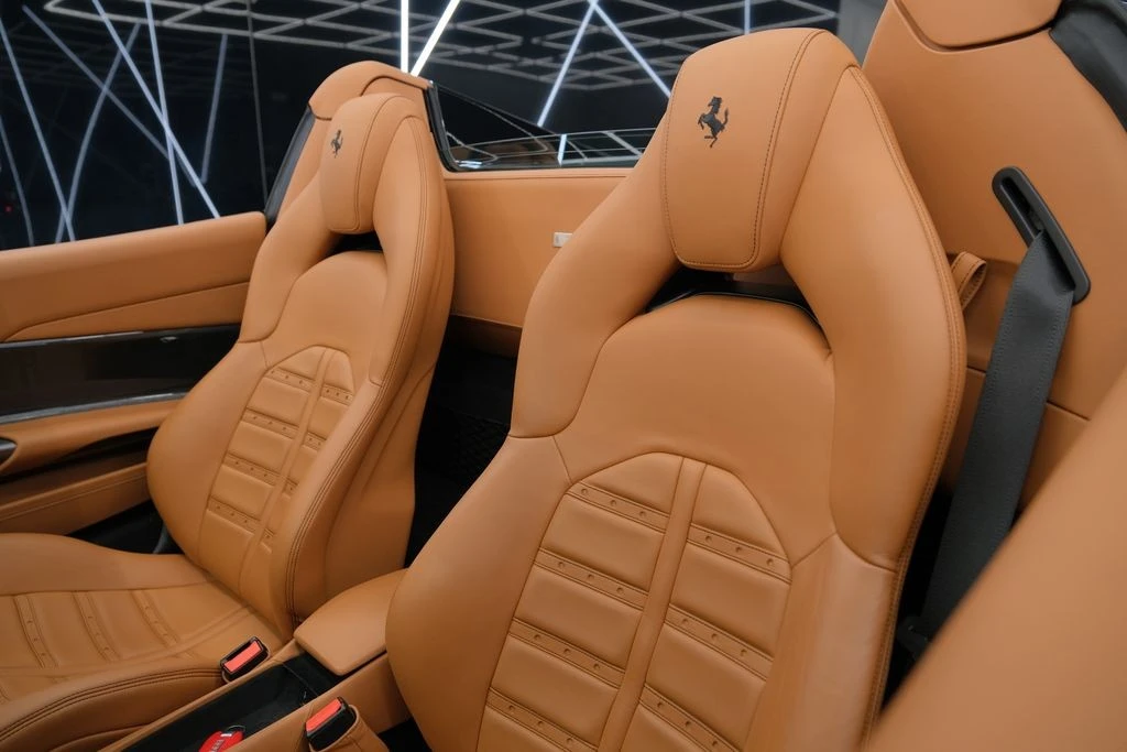 2018 Ferrari 488 Spider - Image 22 of 31