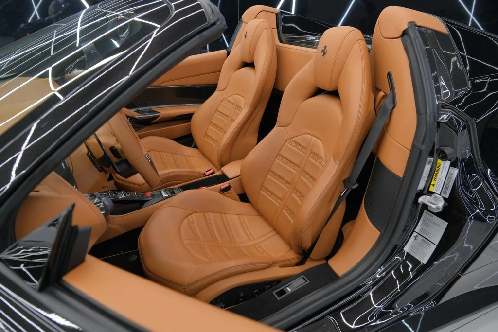 2018 Ferrari 488 Spider - Image 23 of 31
