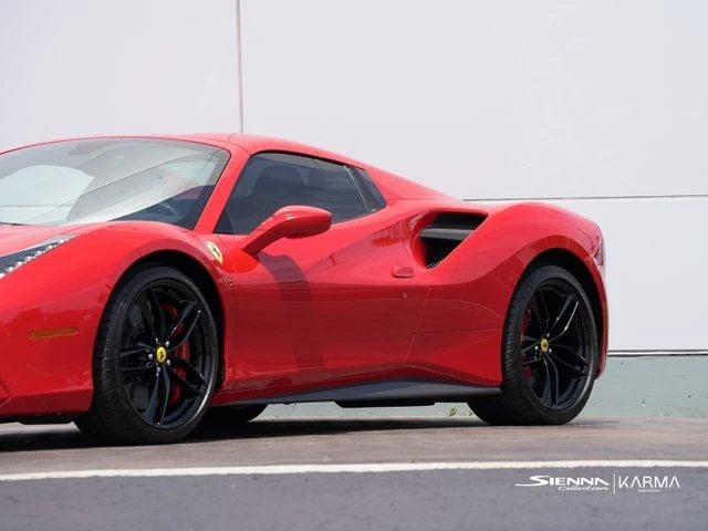 2018 Ferrari 488 Spider - Image 11 of 31