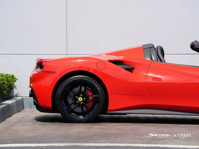 2018 Ferrari 488 Spider - Image 17 of 31