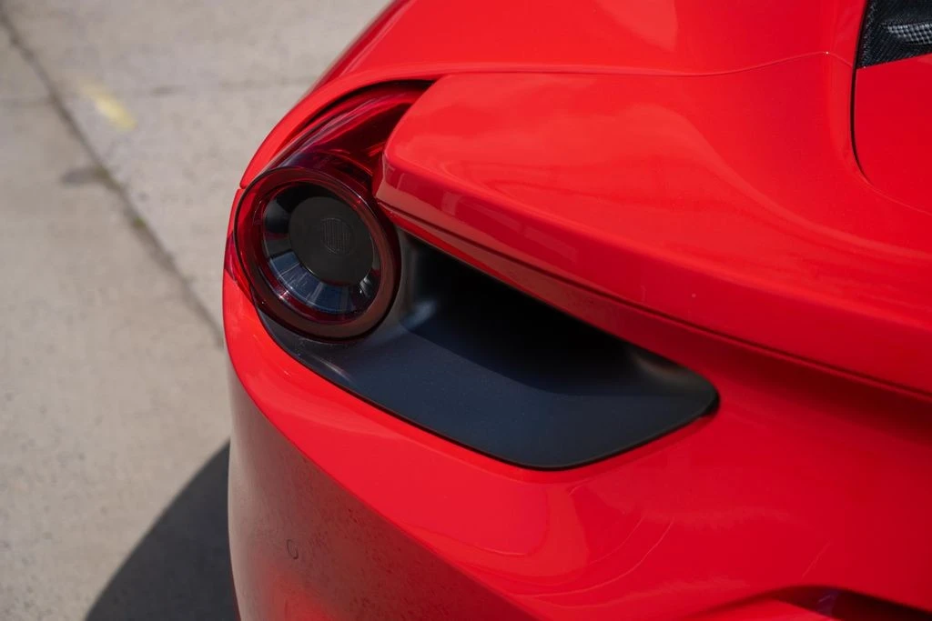 2018 Ferrari 488 Spider - Image 26 of 31