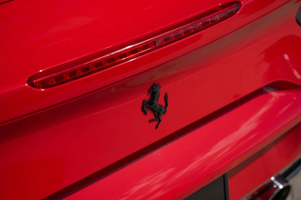 2018 Ferrari 488 Spider - Image 25 of 31