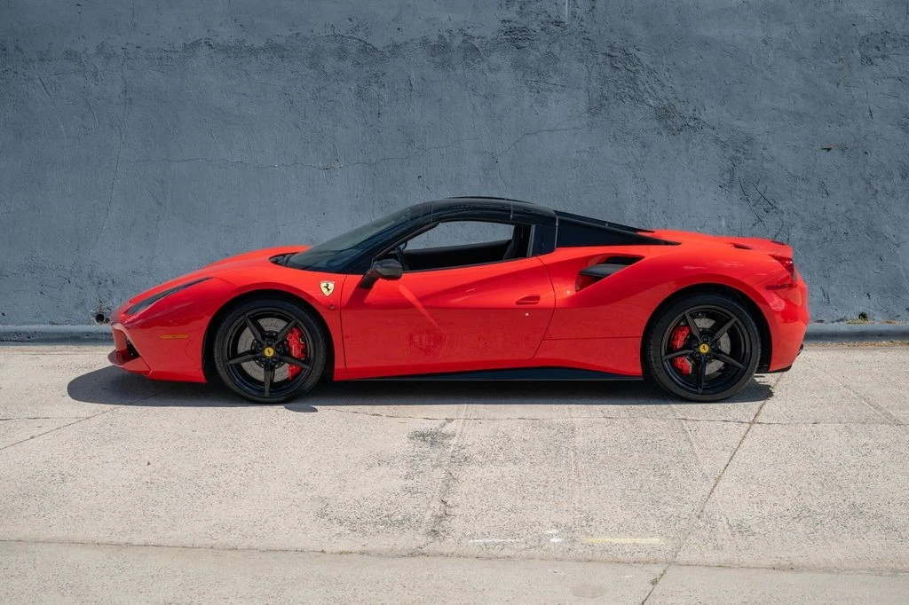2018 Ferrari 488 Spider - Image 5 of 31