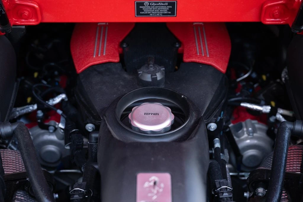 2018 Ferrari 488 Spider - Image 28 of 31