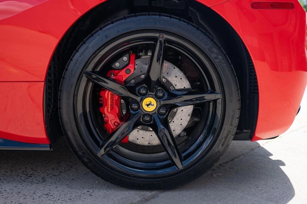 2018 Ferrari 488 Spider - Image 22 of 31