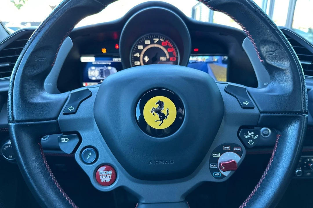 2018 Ferrari 488 Spider - Image 28 of 31