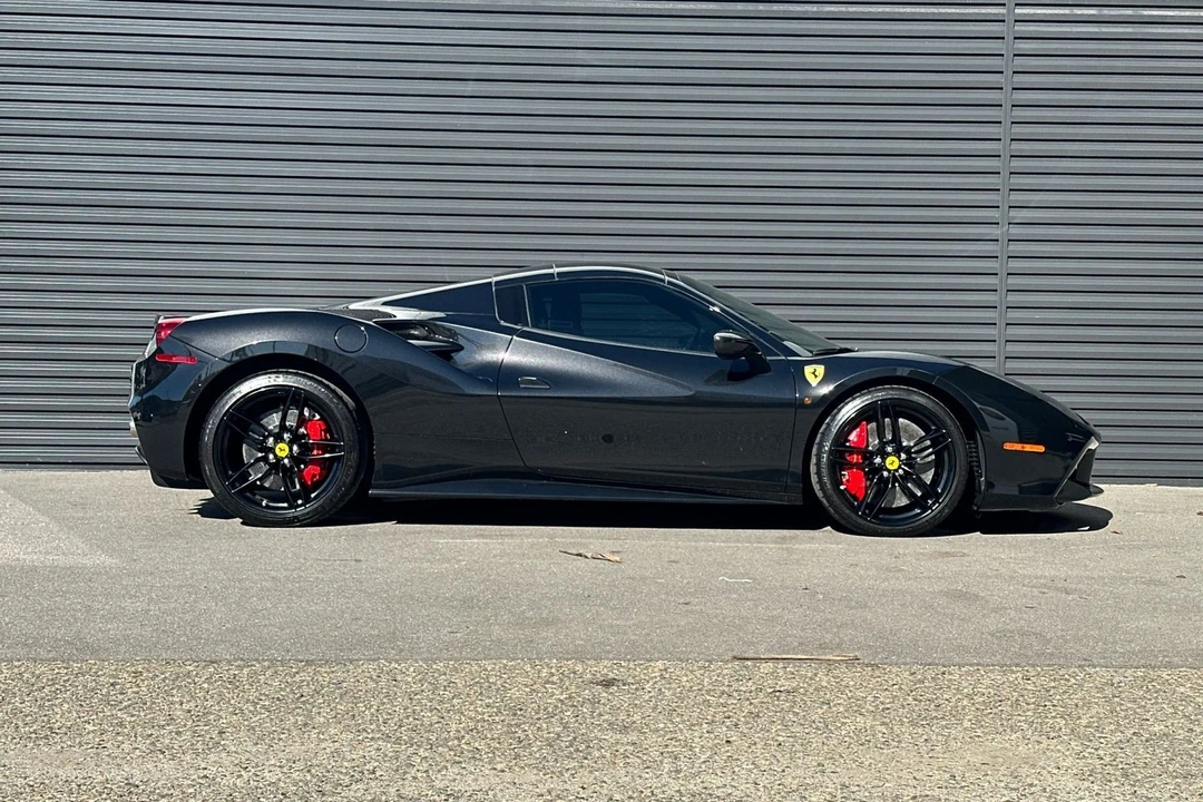 2018 Ferrari 488 Spider - Image 9 of 21