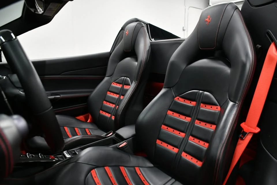 2018 Ferrari 488 Spider - Image 14 of 20