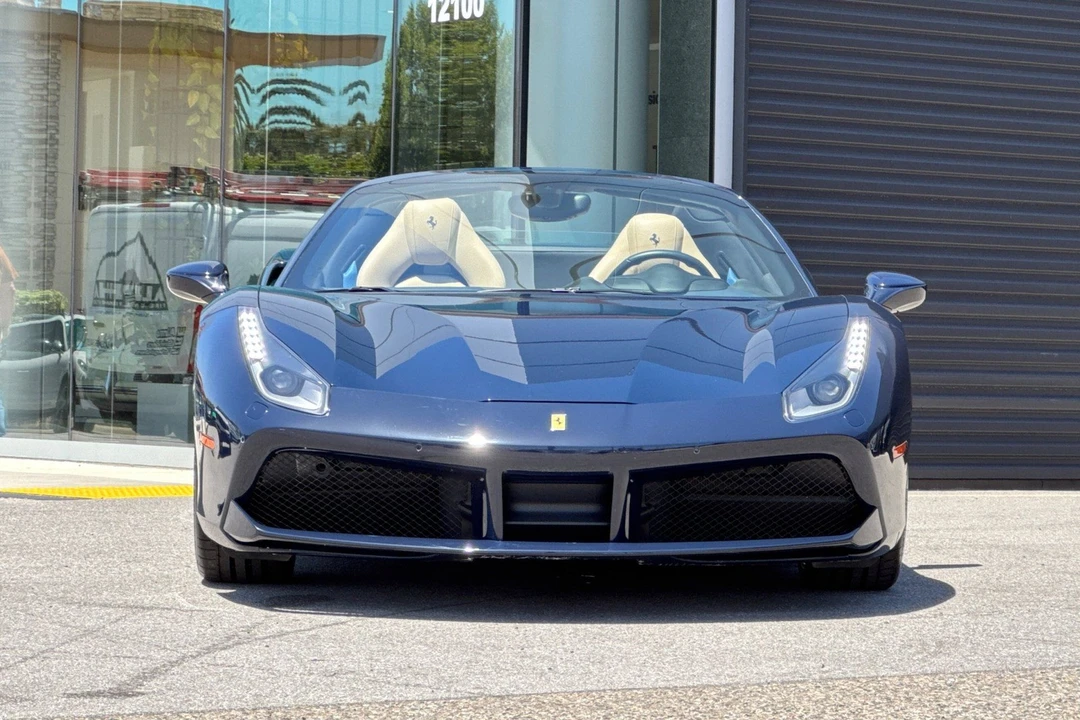 2018 Ferrari 488 Spider - Image 11 of 31