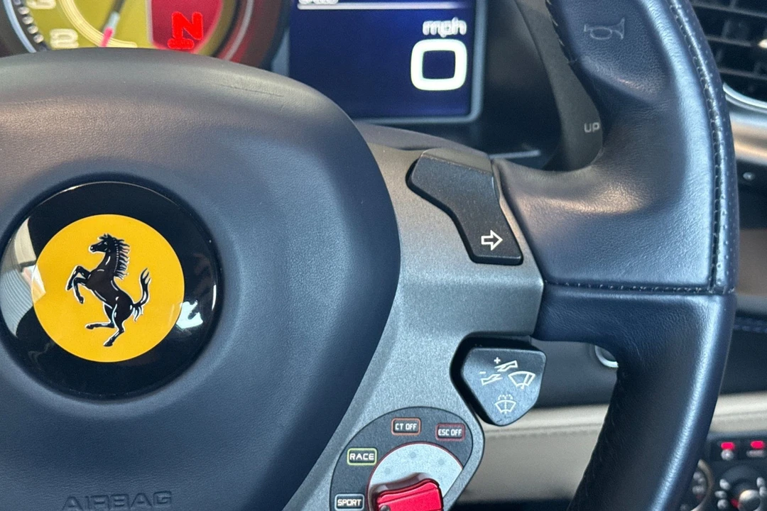 2018 Ferrari 488 Spider - Image 29 of 31