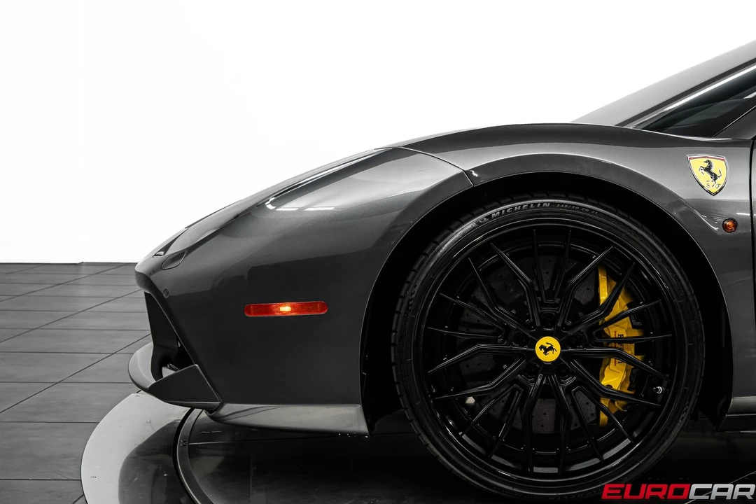 2018 Ferrari 488 Spider - Image 17 of 31
