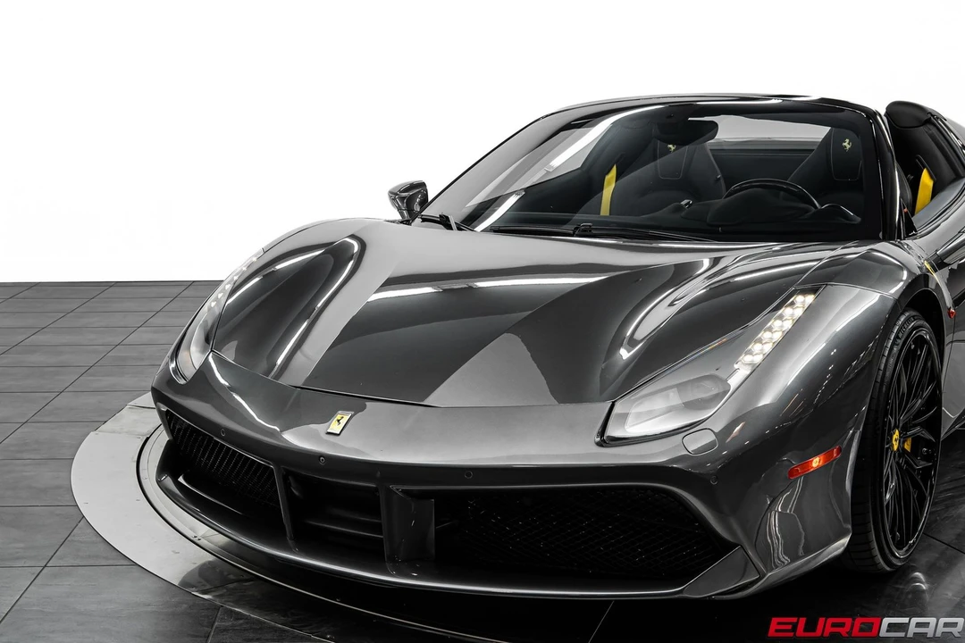 2018 Ferrari 488 Spider - Image 16 of 31
