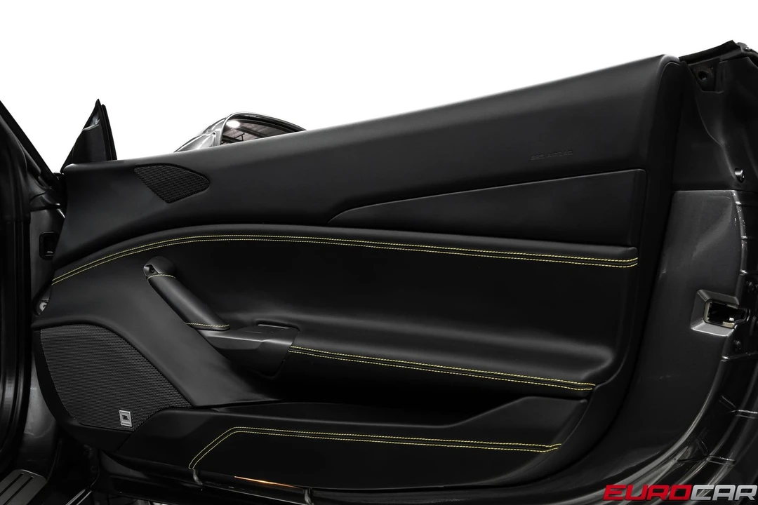 2018 Ferrari 488 Spider - Image 30 of 31