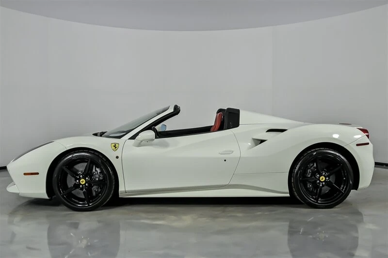 2018 Ferrari 488 Spider - Image 8 of 21