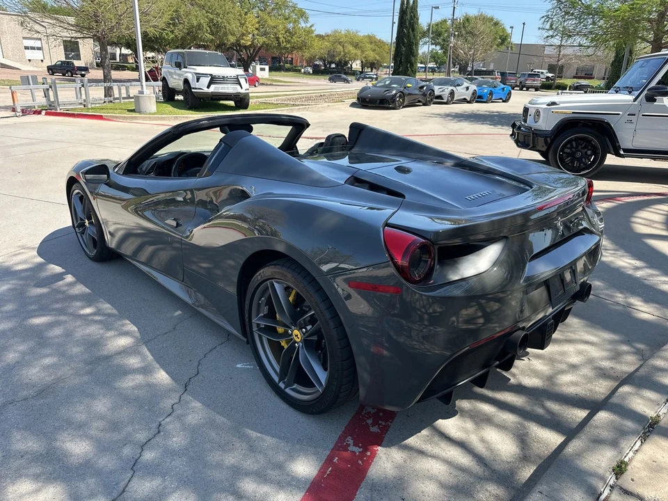 2018 Ferrari 488 Spider - Image 6 of 8