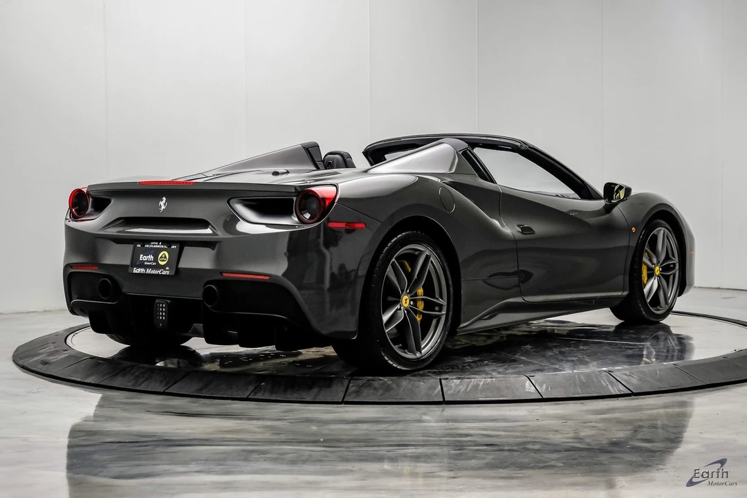 2018 Ferrari 488 Spider - Image 22 of 31