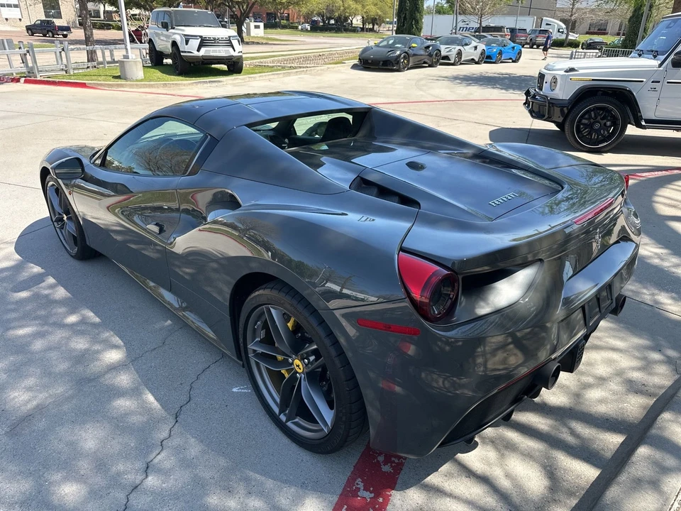 2018 Ferrari 488 Spider - Image 8 of 8
