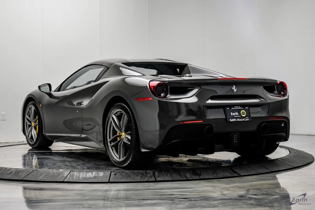 2018 Ferrari 488 Spider - Image 14 of 21